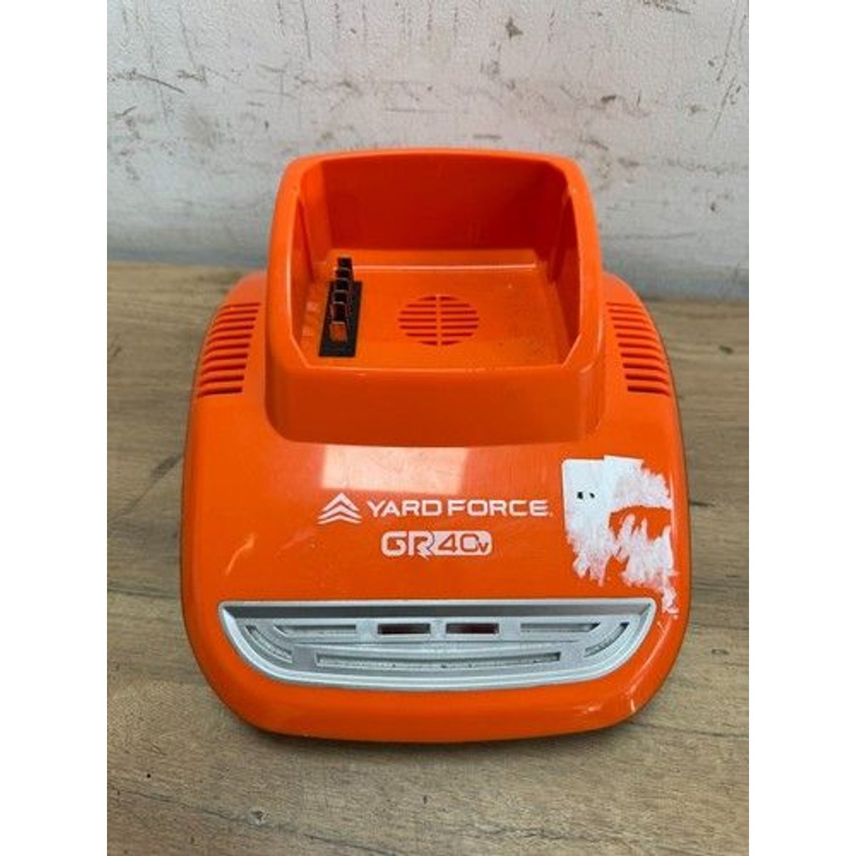 Yardforce GR40v battery charger