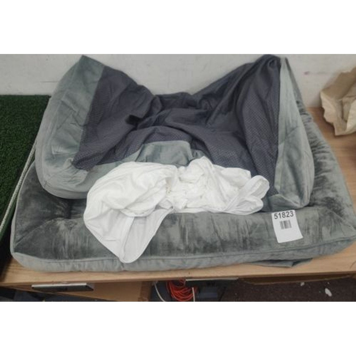 Bedsure Large Dog Bed Washable Waterproof Anti-Slip