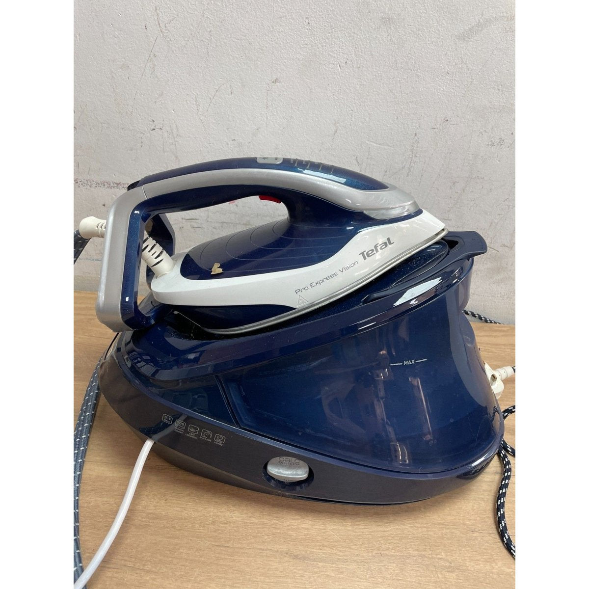 Tefal High Pressure Steam Generator Station Iron - Read Description