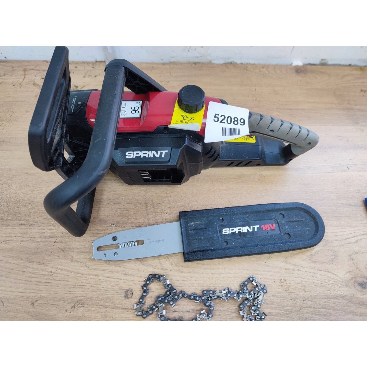 Sprint 18V Li-Ion 25cm Cordless Chainsaw Kit, Powered by Briggs & Stratto