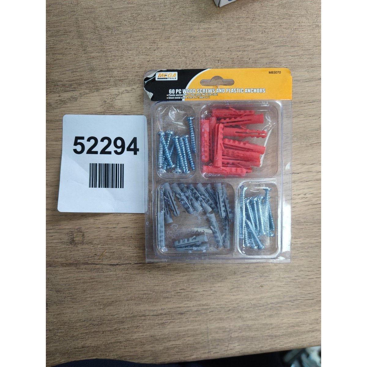 MEGA TOOLS 60PC WOOD SCREWS AND PLASTIC ANCHORS