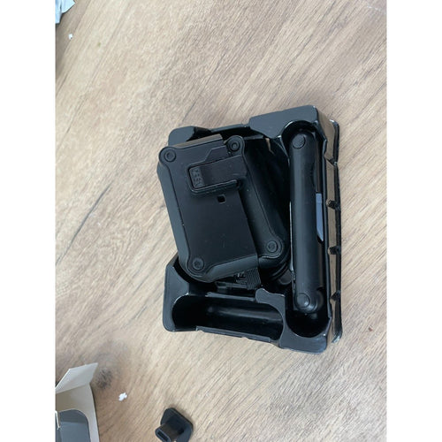 Airpods case — Used
