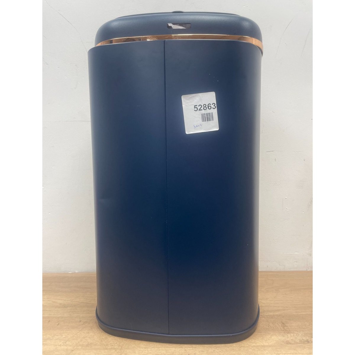 Tower T838010MNB Cavaletto Square Sensor Bin, 58L, Midnight Blue and Rose Gold