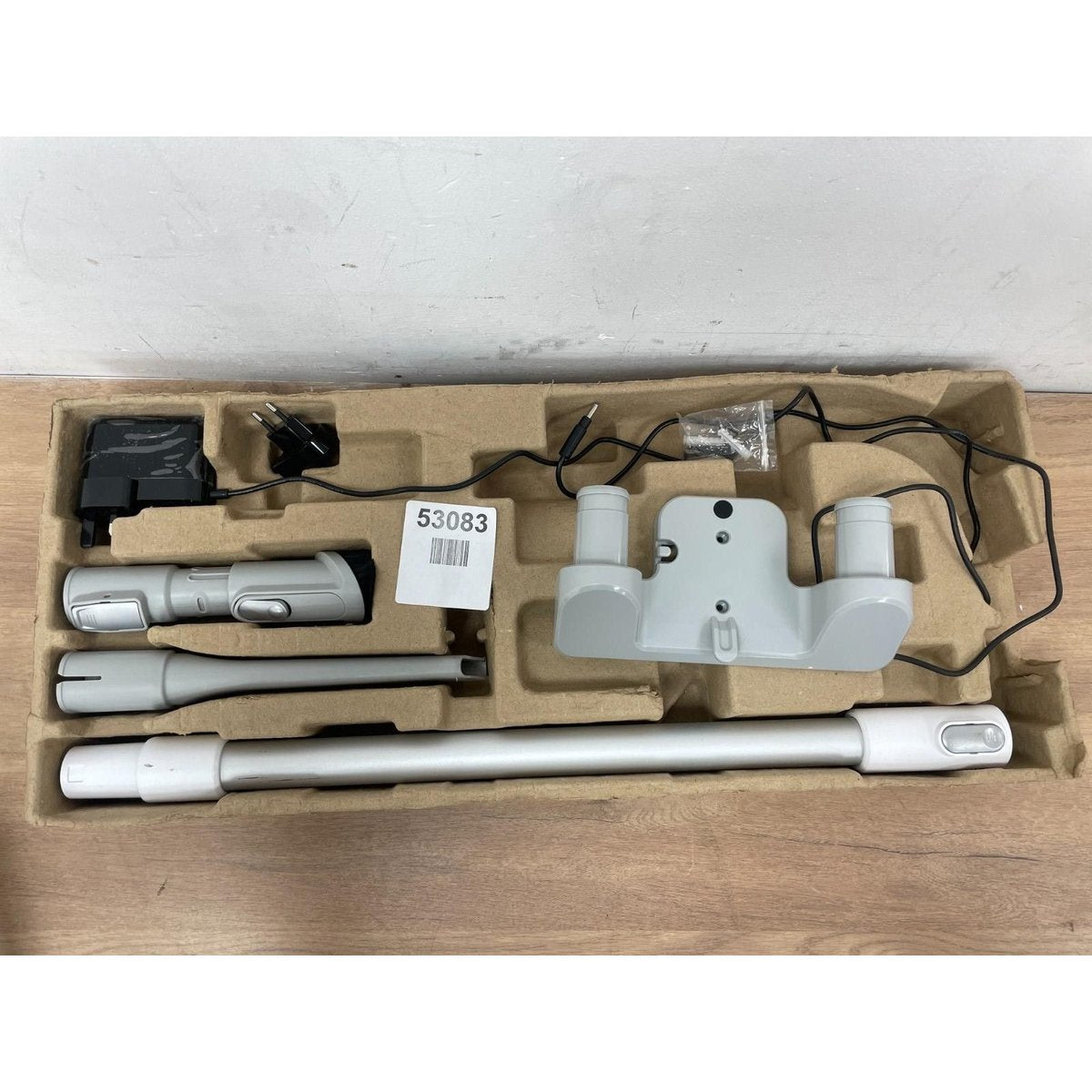 amazon basics V18P01CP25EU vacuum cleaner