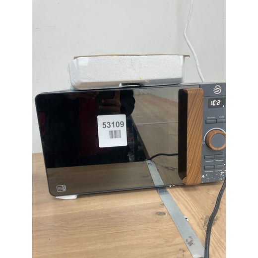 Swan SM22036GRYN NEW 800w Microwave Oven - Read Description