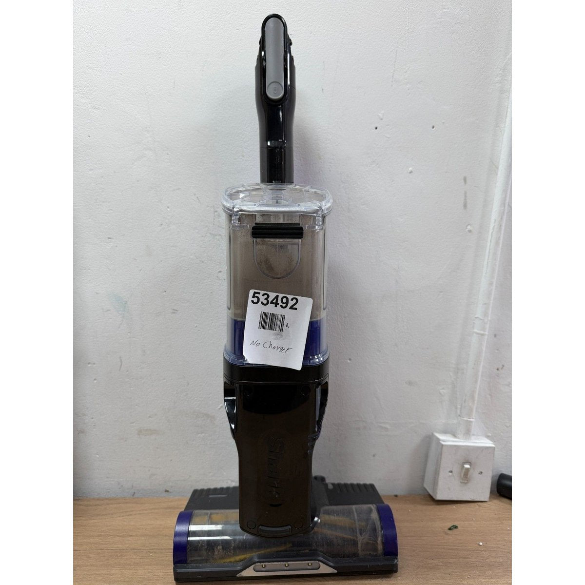 Shark Anti Hair Wrap Cordless Pet Vacuum Cleaner - Purple (IZ202UKT)