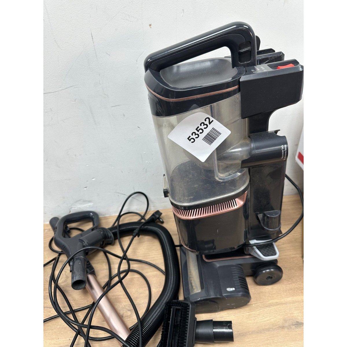 Shark Lift Away Anti Hair Wrap Upright Pet Vacuum Cleaner - Rose Gold (NZ690UKT)