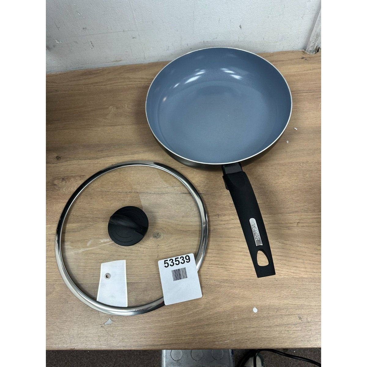 Tower Cerasure Induction Saute Pan With Lid, Non Stick Ceramic Coating, Aluminiu