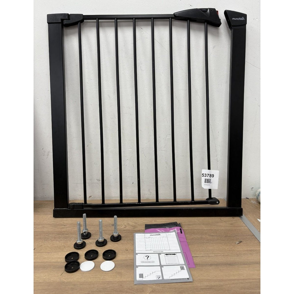 Munchkin Maxi Secure, Safety  Door ,Stair Gate, Pressure Fit- Scratch