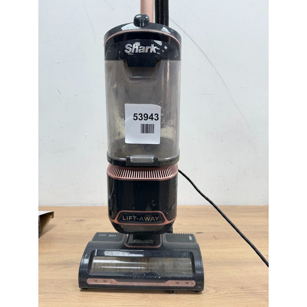 Shark Lift Away Anti Hair Wrap Upright Pet Vacuum Cleaner - Rose Gold (NZ690UKT)