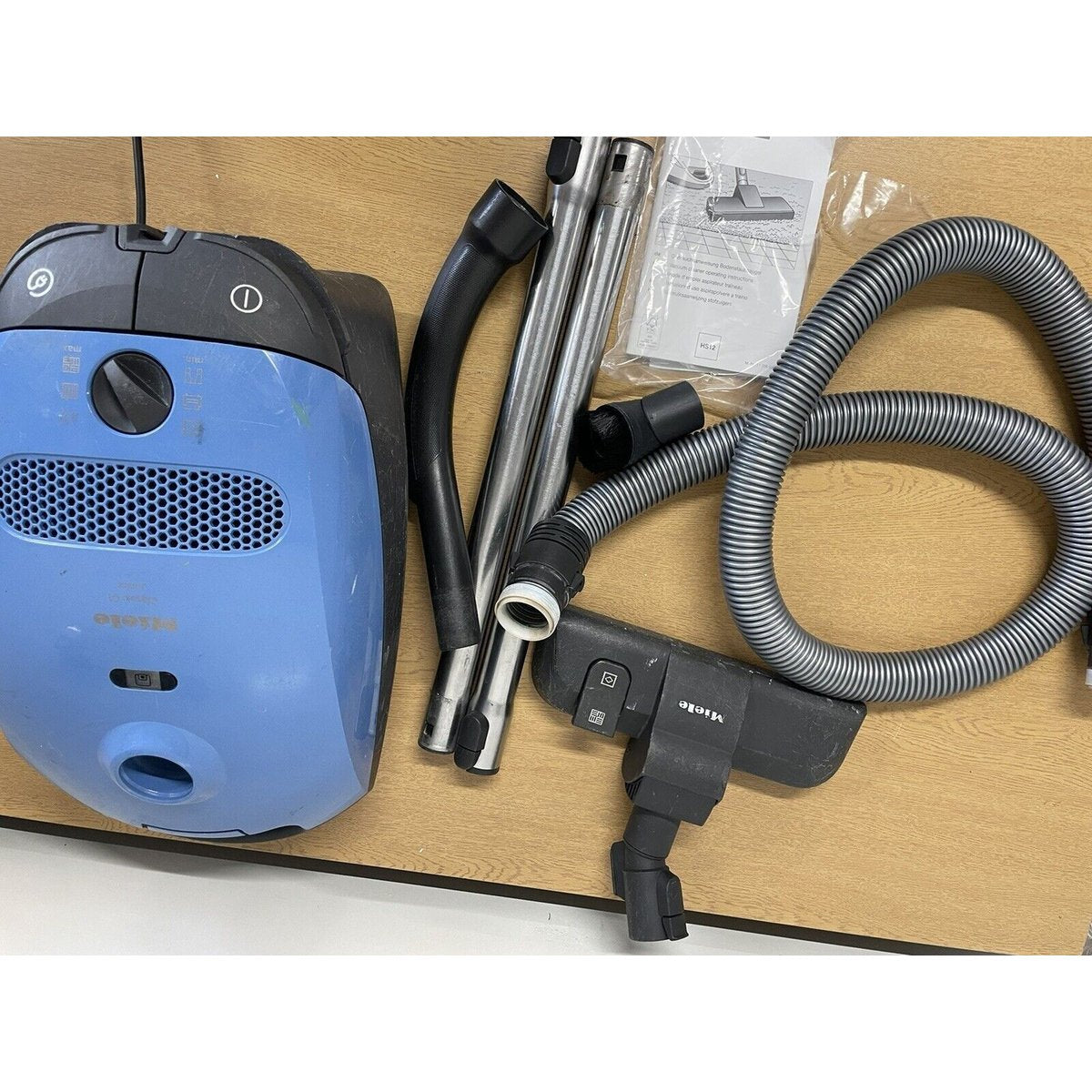 Miele 12029900 Classic C1 Junior Bagged Cylinder Vacuum Cleaner