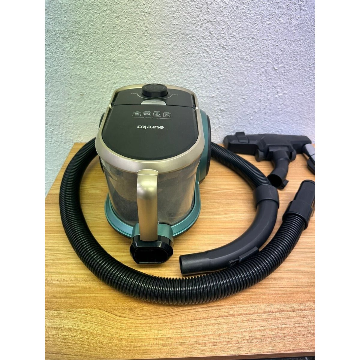 EUREKA V18CO1A-80 VACUUM