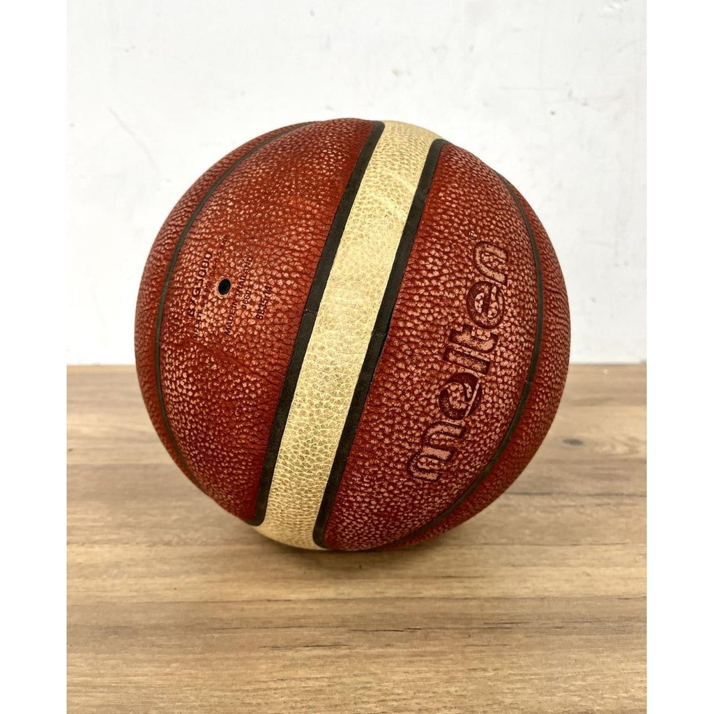 Molten BG-Series Leather Basketball, BG5000, Size 7, 2-tone B7G5000 — Used