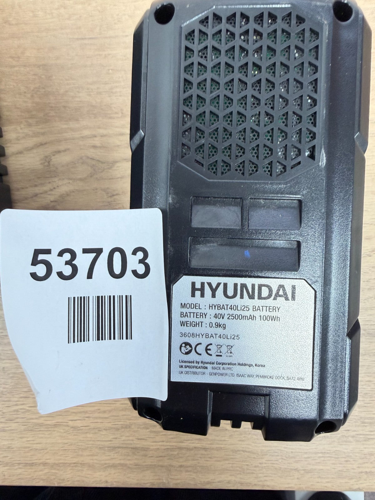 Hyundai HYBAT40Li25 Lithium-Ion Battery 40V 2.5Ah battery and charger