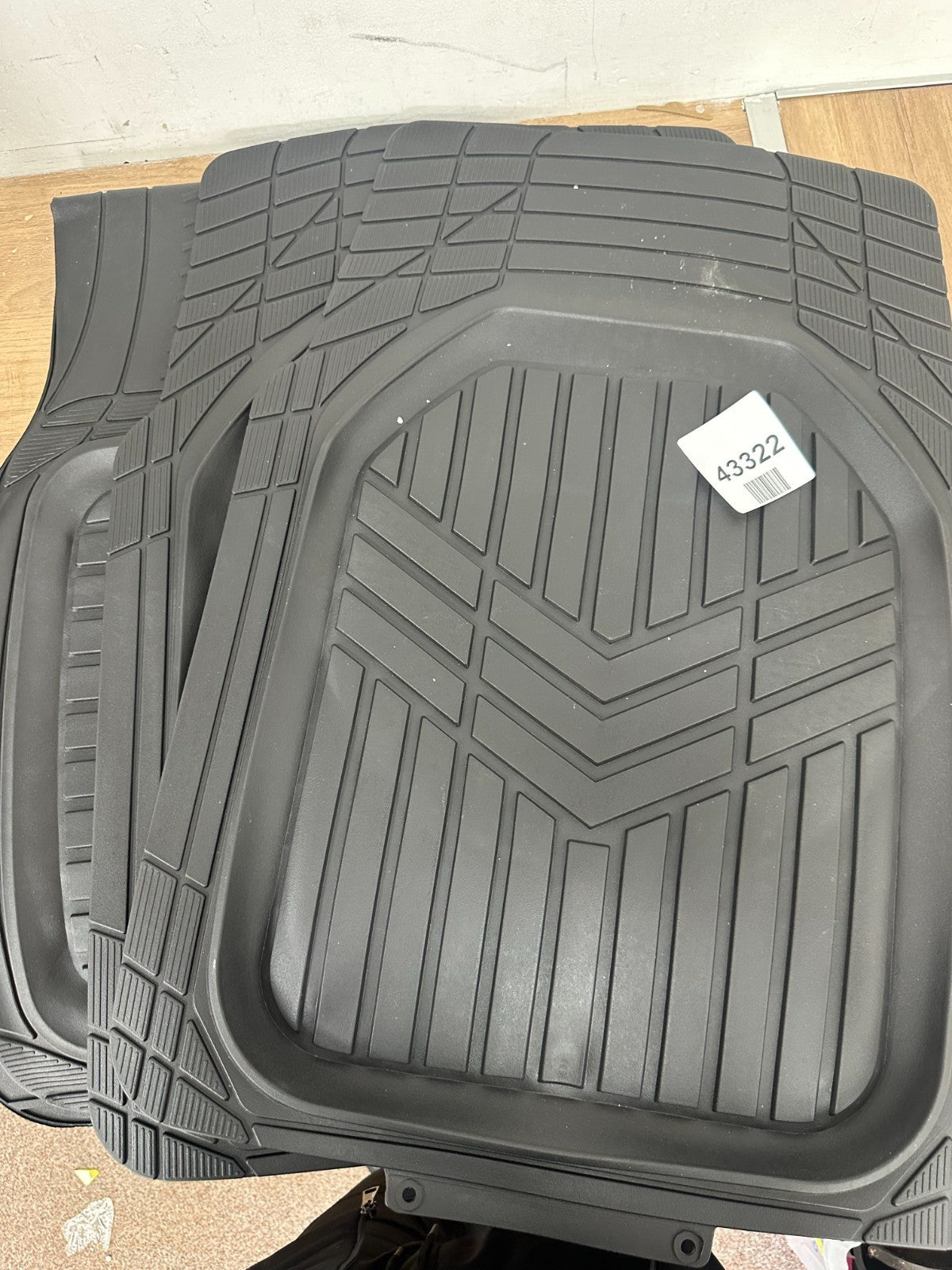 amazon basics 3 piece rubber floor mat
