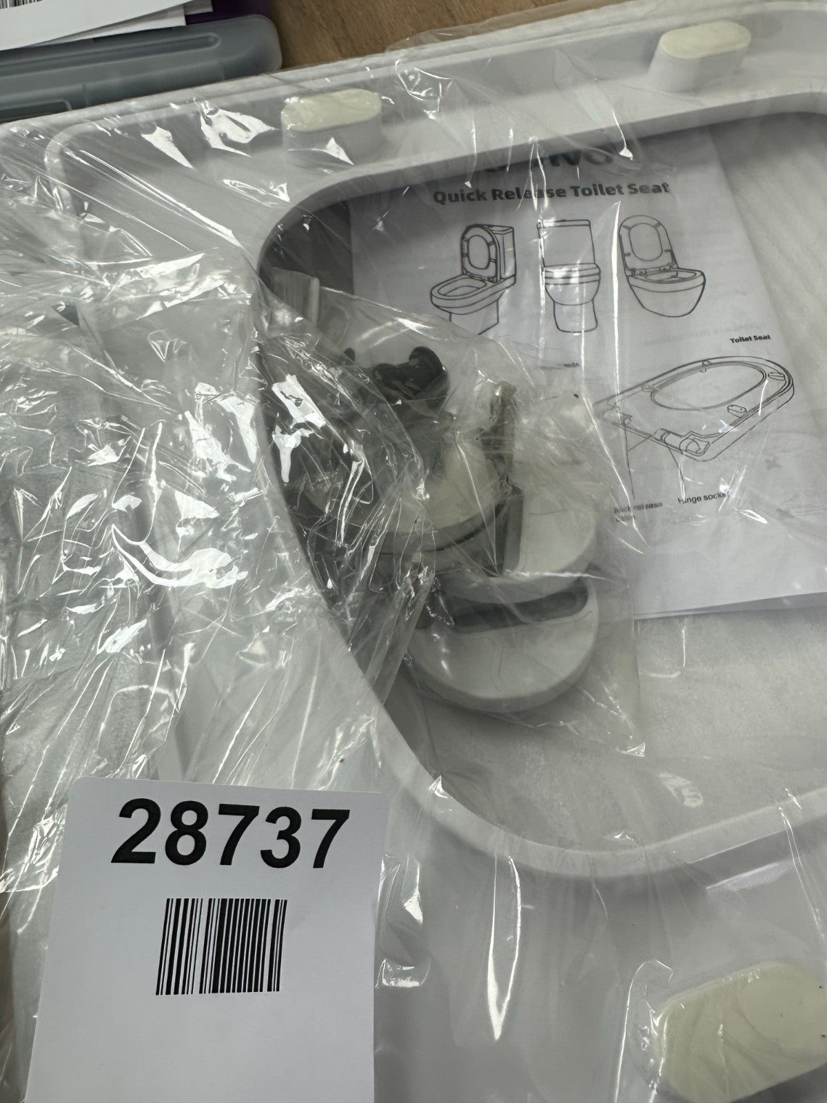 Vivo Soft Close Toilet Seat Easy Installation, Hygiene+, D-Shaped