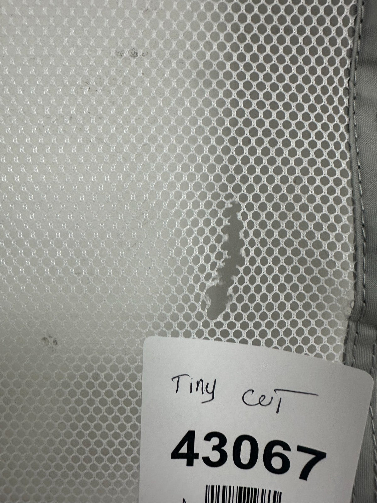 Safety 1st Extra Large Bed Rail- Tiny cut