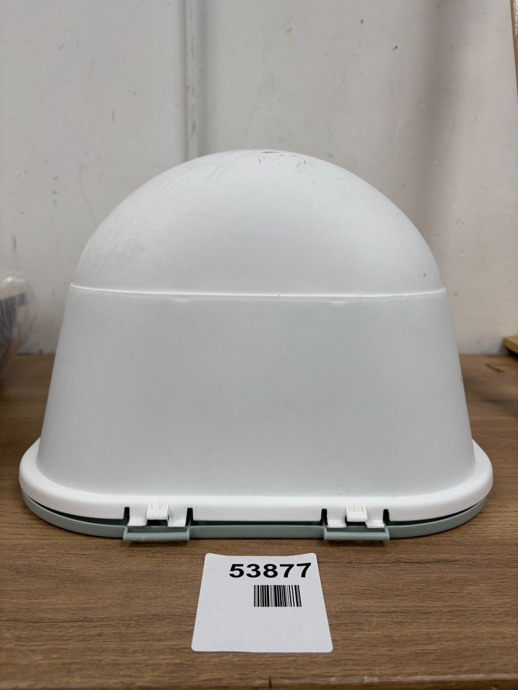 cat litter box
