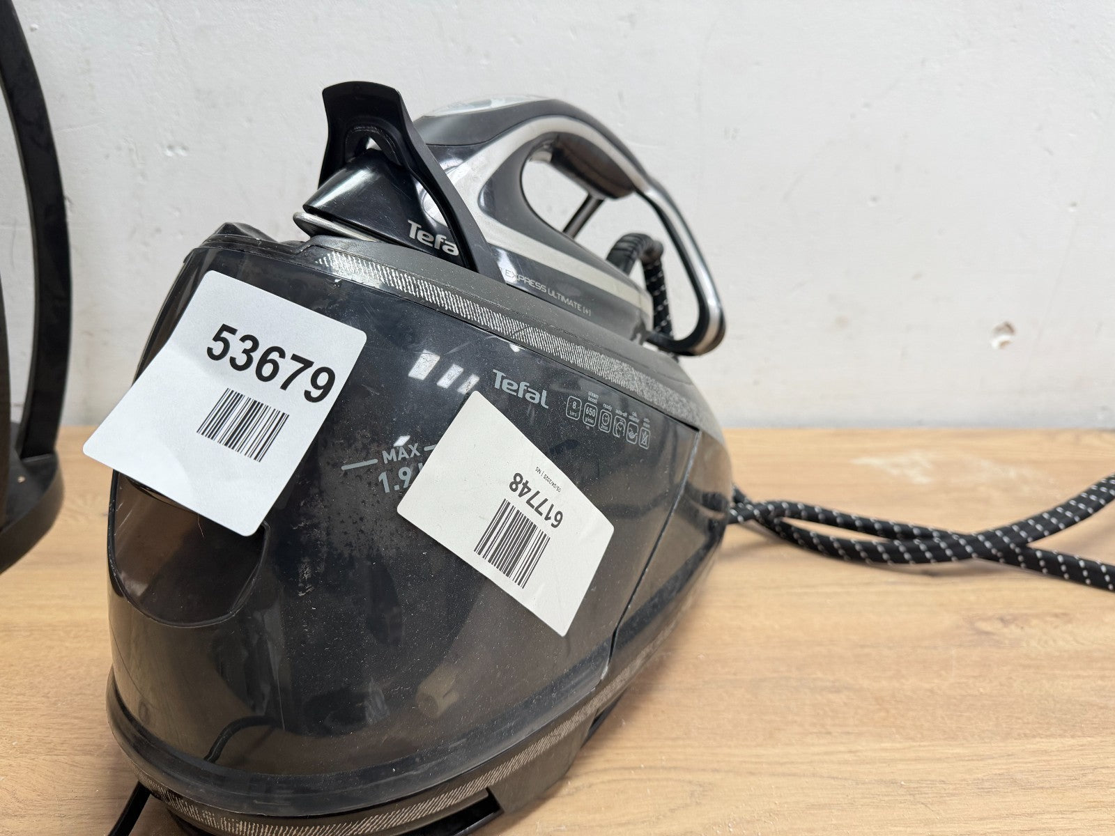 Tefal Pro Express Ultimate GV9610 Anti-Scale Steam Generator Iron