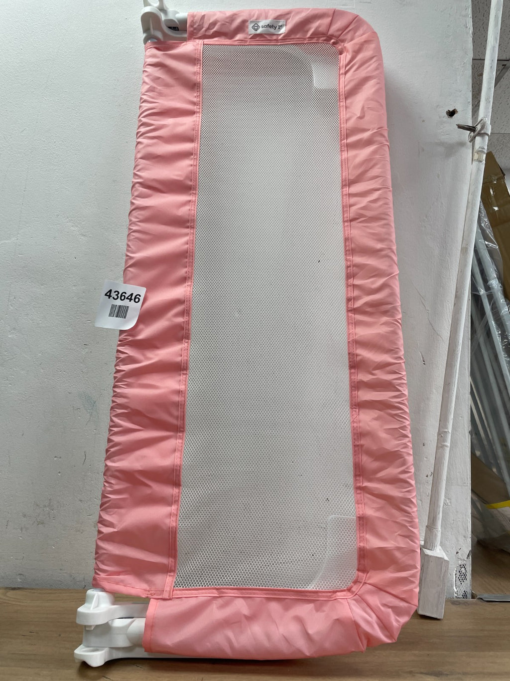 Safety 1st Portable Bed Rail, Foldable Bed Guard for Toddler Bed. Pink — New (other) (photo 4)