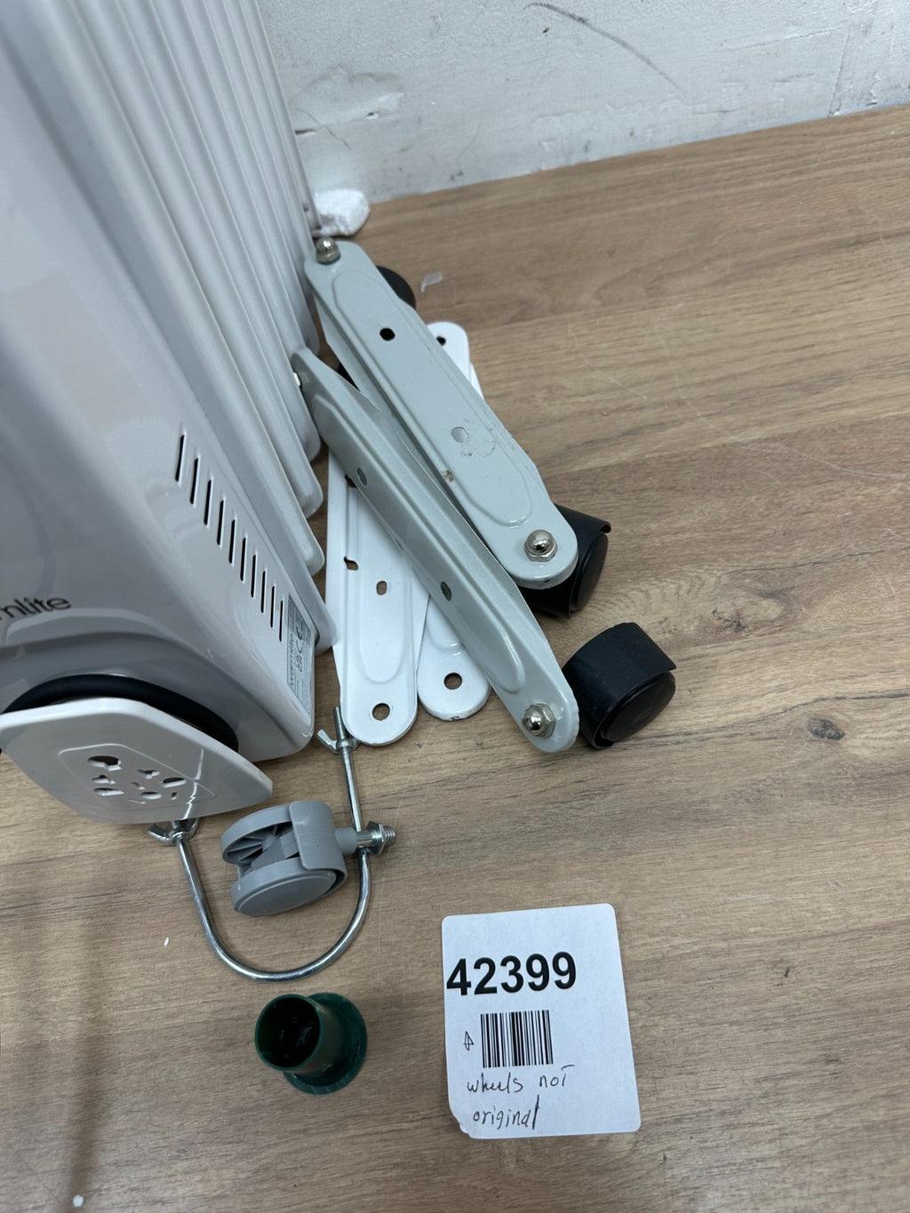 Warmlite WL43004YW Radiator 2000 Watt Oil Filled Radiator White