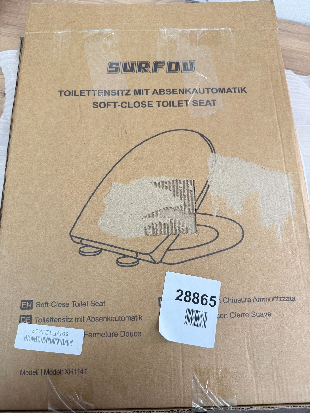 SURFOU Toilet Seat Soft Close White, Oval Shape Lid Cover