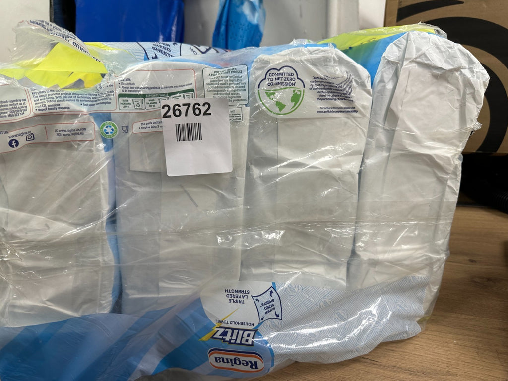 Regina Blitz 3 Layer Tissue Towel - 4 Roll