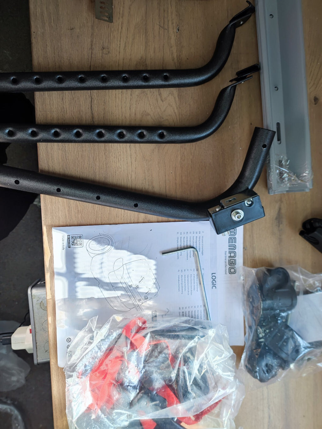 Menabo LOGIC III Rear Bicycle Carrier for 3 Bikes