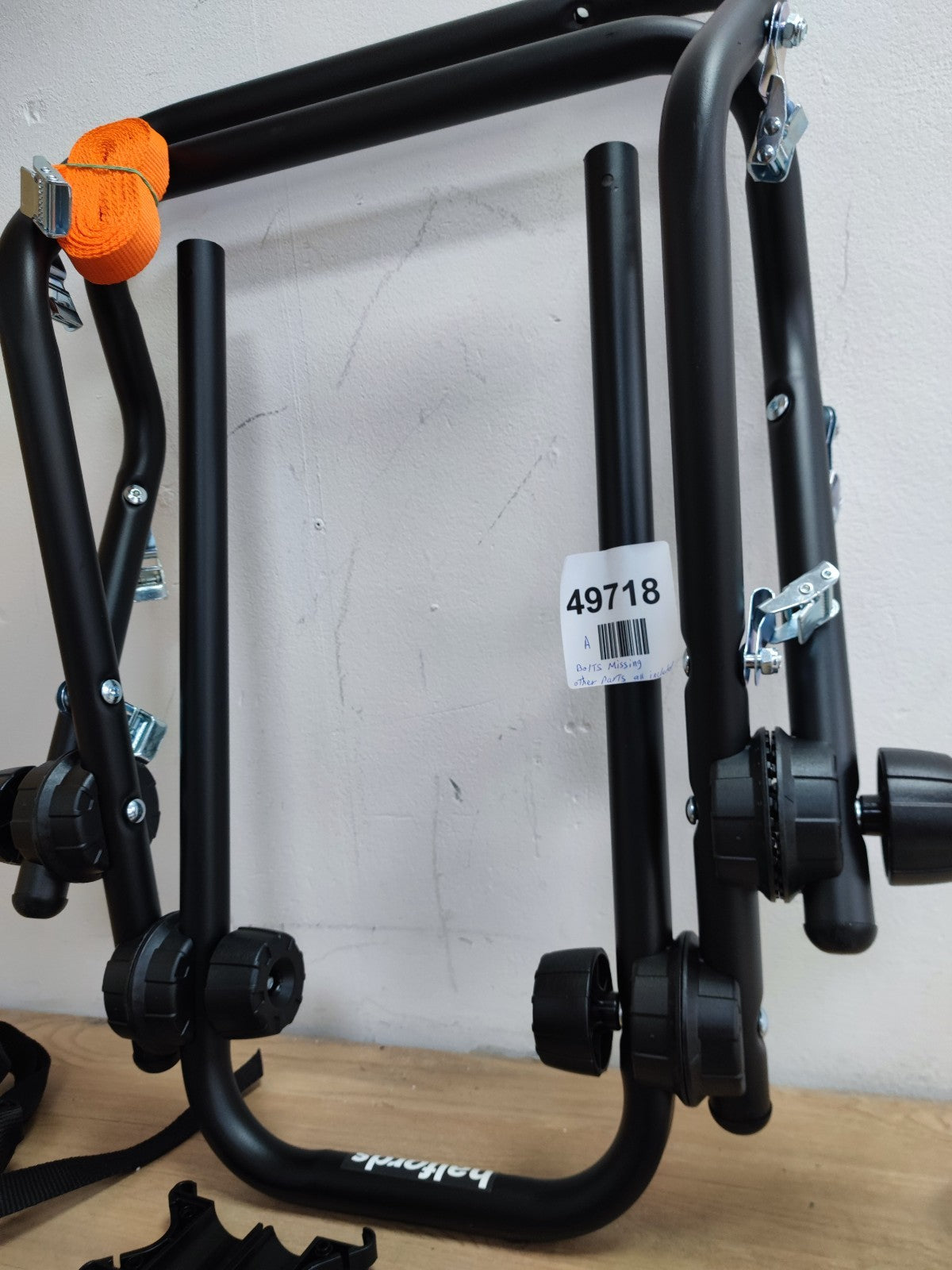 Halfords 3 Bike Rear Mounted Bike Rack Cycle Carrier- Bolts missing