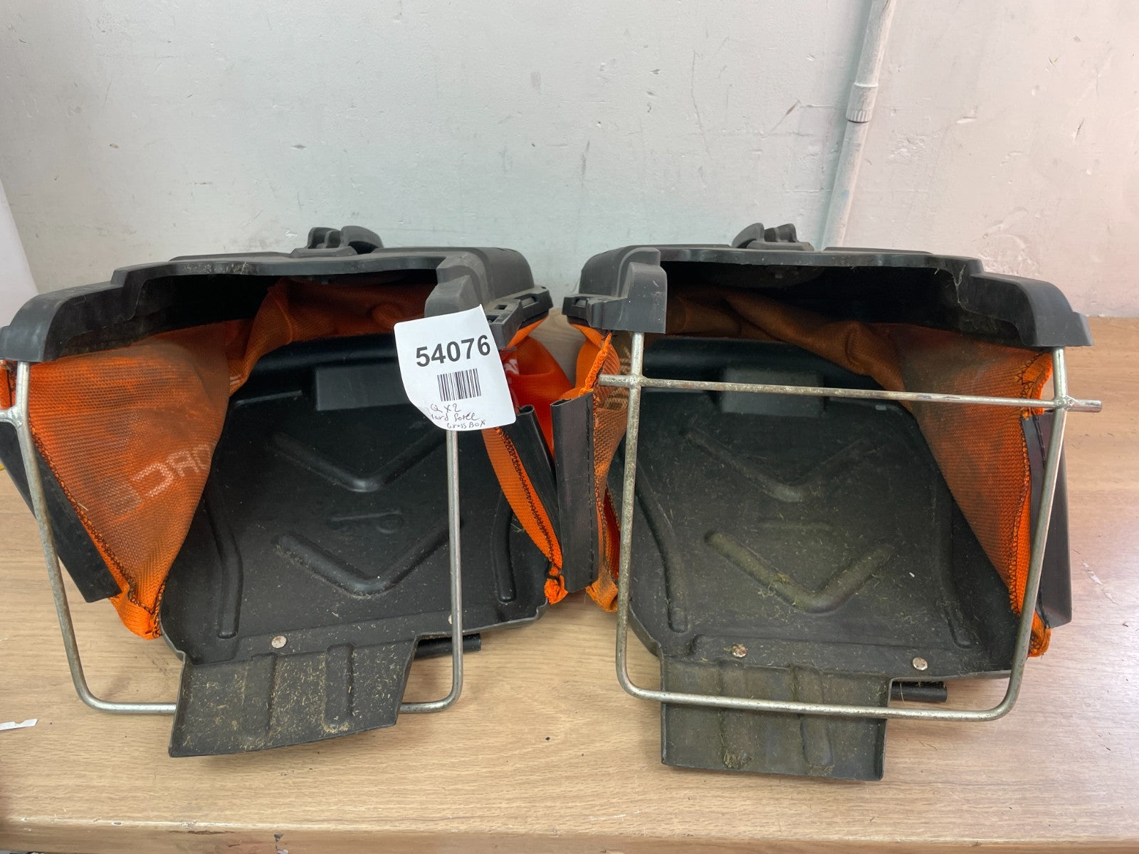 Yard Force lawn mower 30L Grass Collection Bag — Used (photo 3)