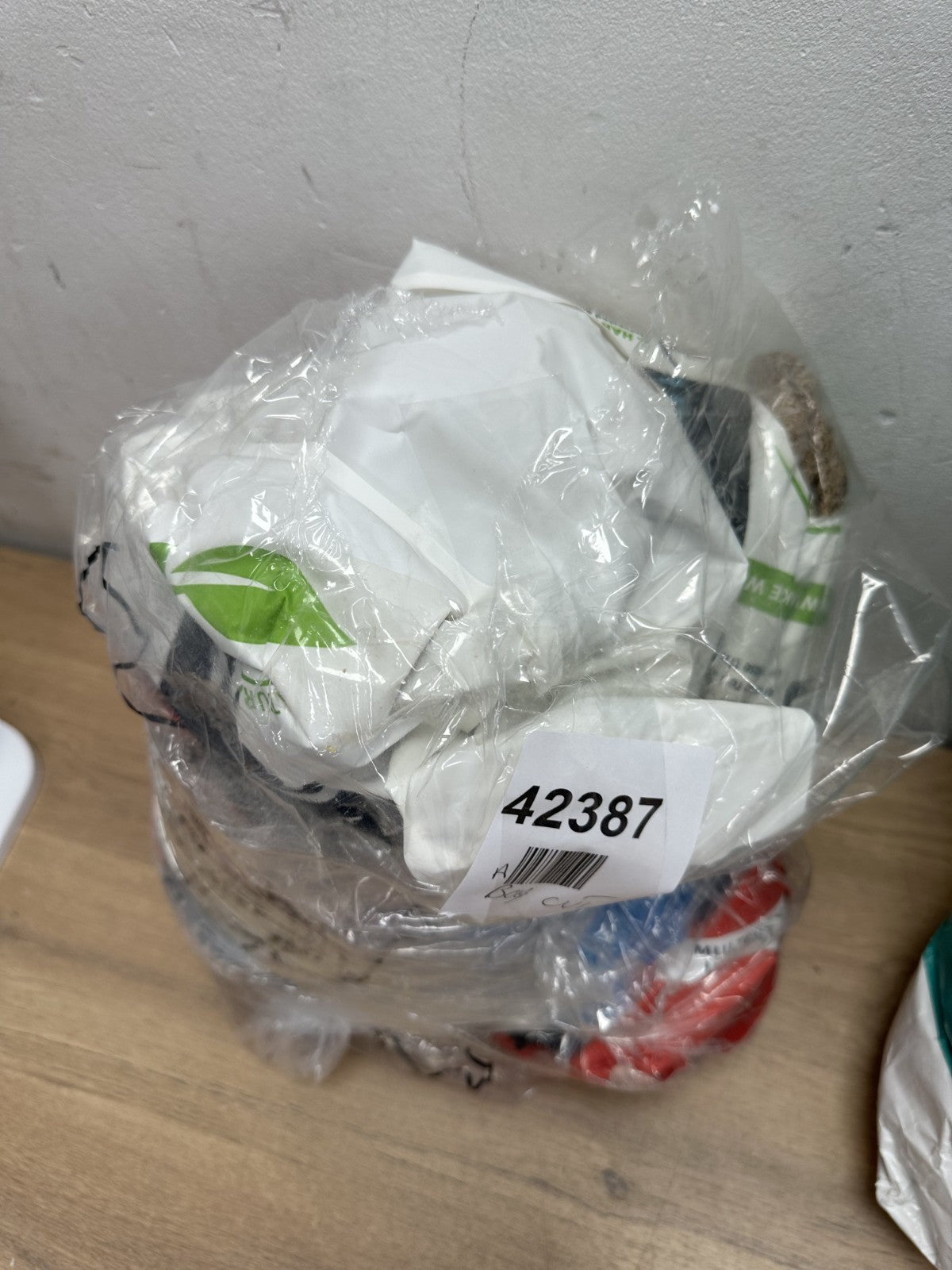 Cat litter-Bag cut