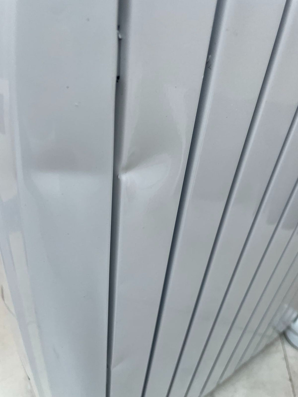 De'Longhi Dragon4 Oil filled radiator - Dented & Plug broken