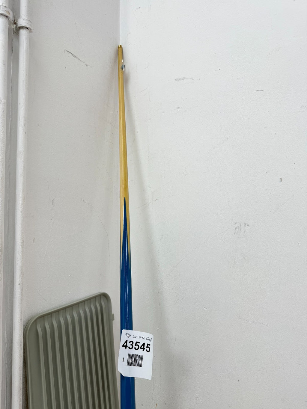 POWERGLIDE BLUE ORIGINAL 1 PIECE POOL / SNOOKER CUE- Tip need to be glued