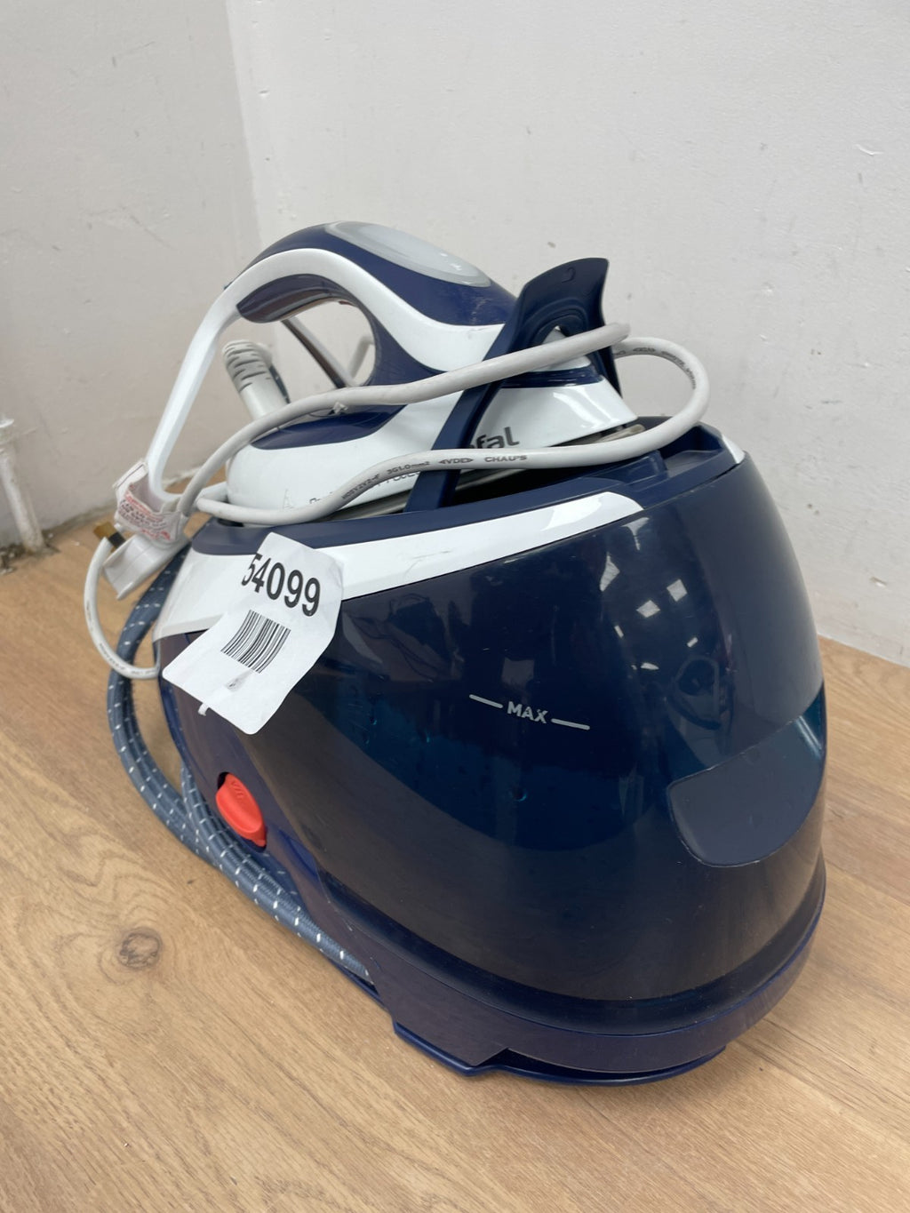 Tefal GV9221 Steam Generator Iron — Used (photo 3)