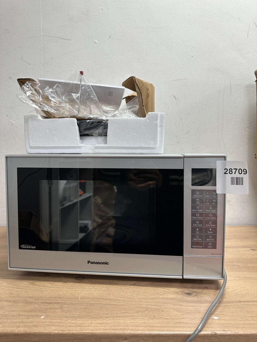 Panasonic NN-CT57JMBPQ Slim Combination Microwave Oven & Grill with Turntable, 2