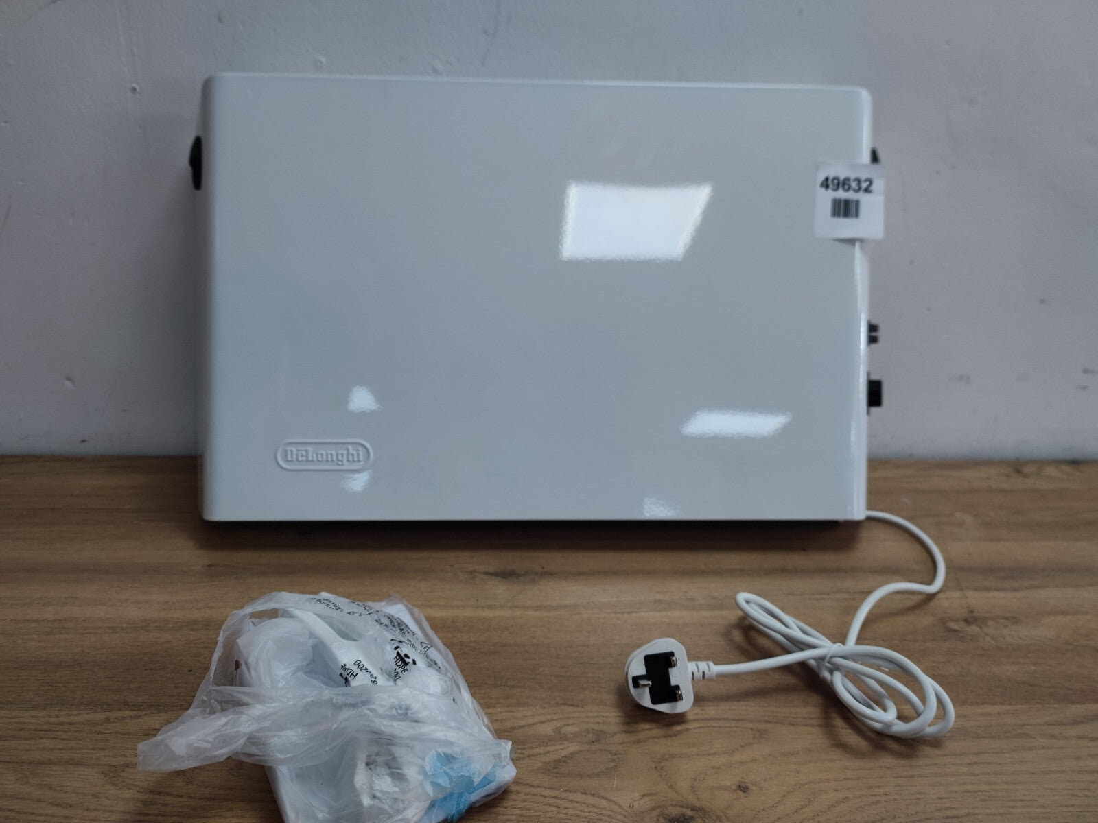De'Longhi 2kW Thermo Convector Heater
