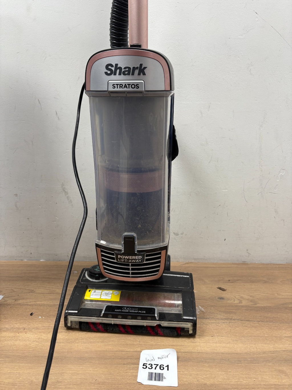 Shark Stratos Pet Pro Anti Hair Wrap Plus Anti-Odour Upright Vacuum - Rose Gold