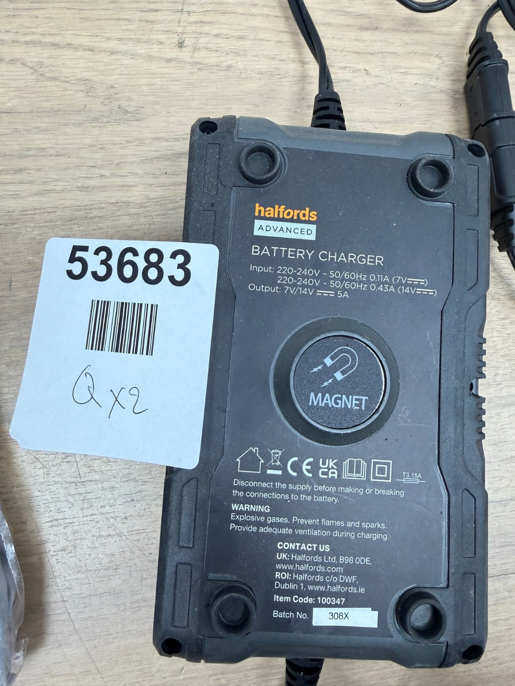 HALFORDS  ADVANCED  battery charger- 5A