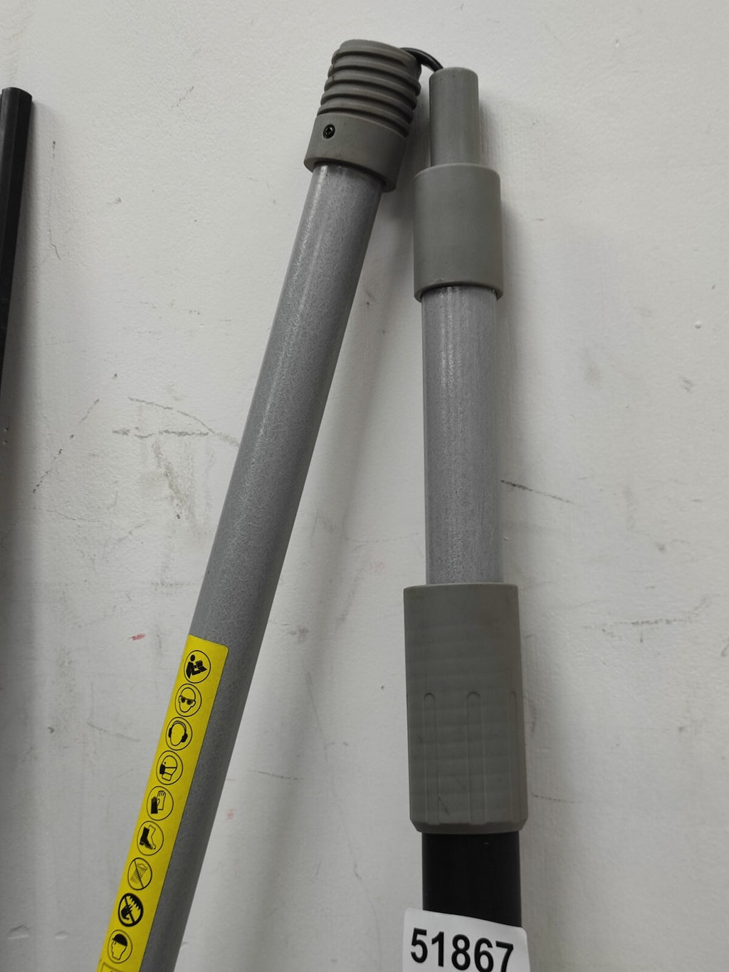 Titan Hedge Trimmer Pole Saw 2 in 1 Cordless  TTT831HDC Pruner- Read Description