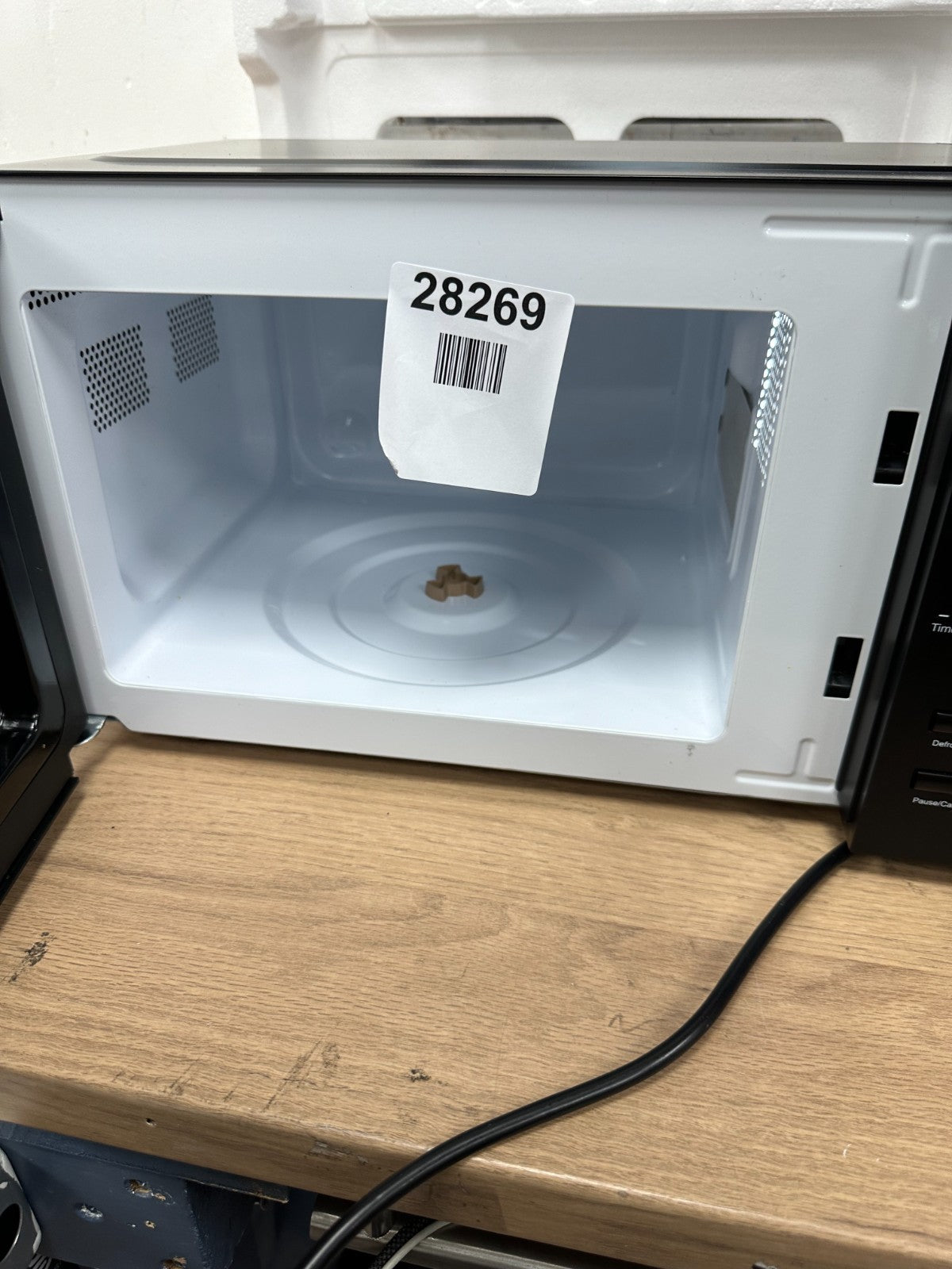 Swan Stealth 20L LED Digital Microwave -(SM22037LBLKN) - Read Description — New (other) (photo 4)