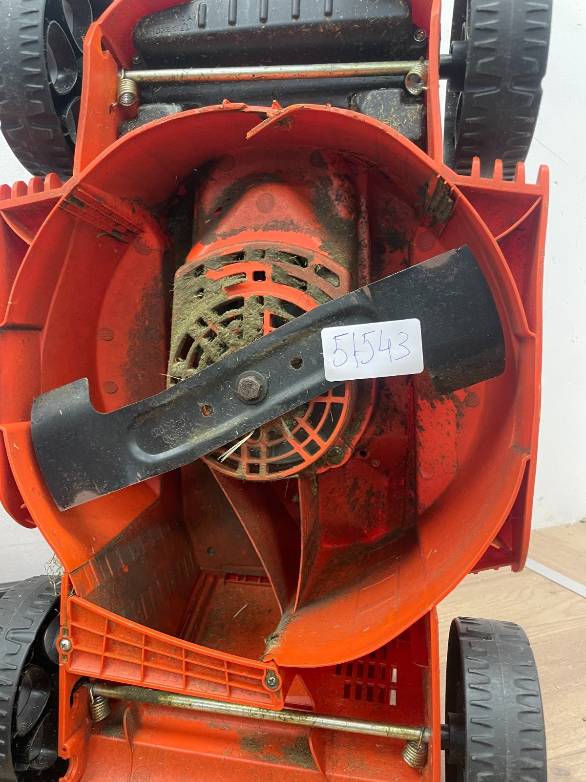 Flymo SimpliStore 300 Li Cordless Lawnmower - BARETOOL — Used (photo 4)