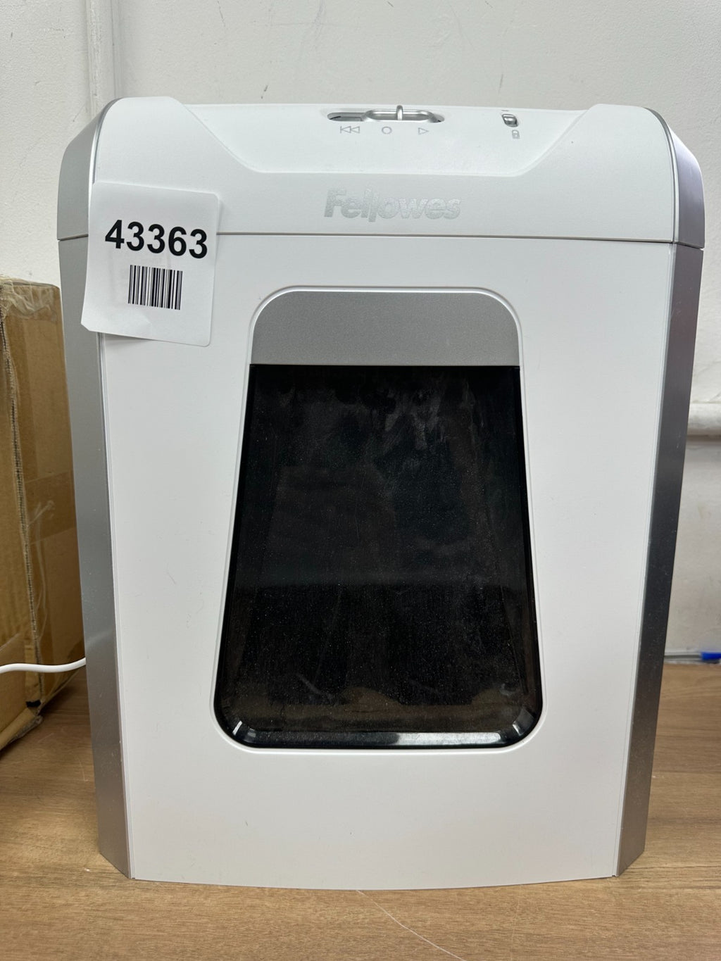 Fellowes Paper Shredder for Home Office Use - Read Description