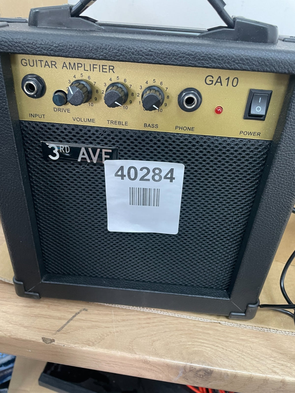 3rd Avenue Electric Guitar With Amplifier
