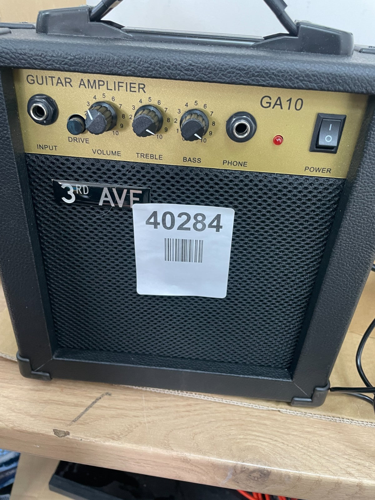 3rd Avenue Electric Guitar With Amplifier