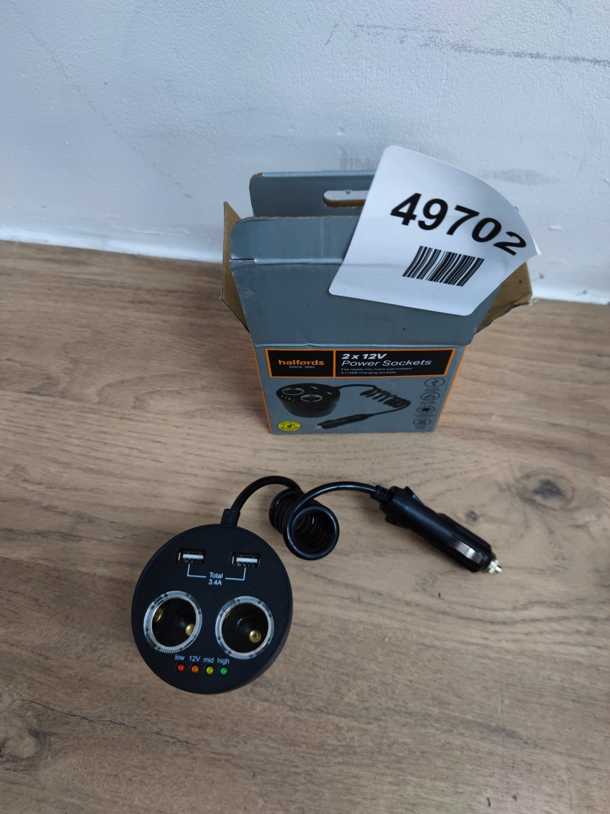 Halfords 2 x 12v Power Sockets — New (other) (photo 2)