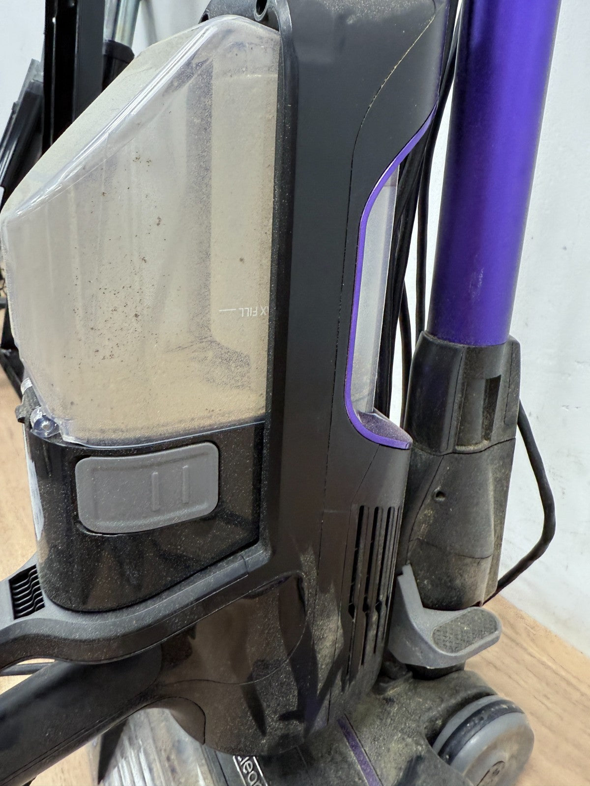Shark HZ500UK Anti-hair Wrap Upright Vacuum Cleaner HEPA Filter Bagless