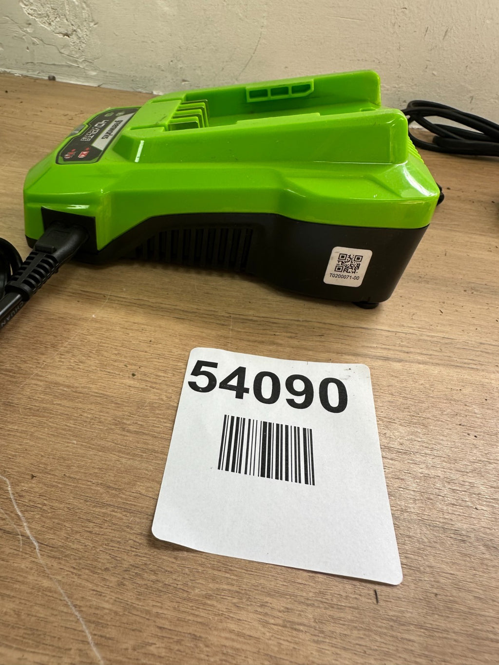 Greenworks CAF813 Battery charger — Used (photo 2)