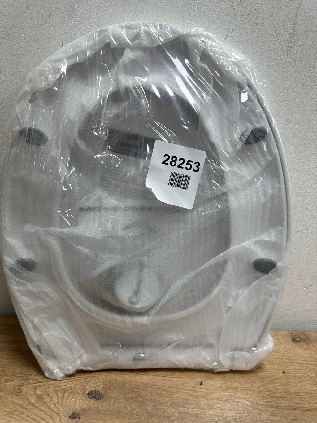 Toilet seat white