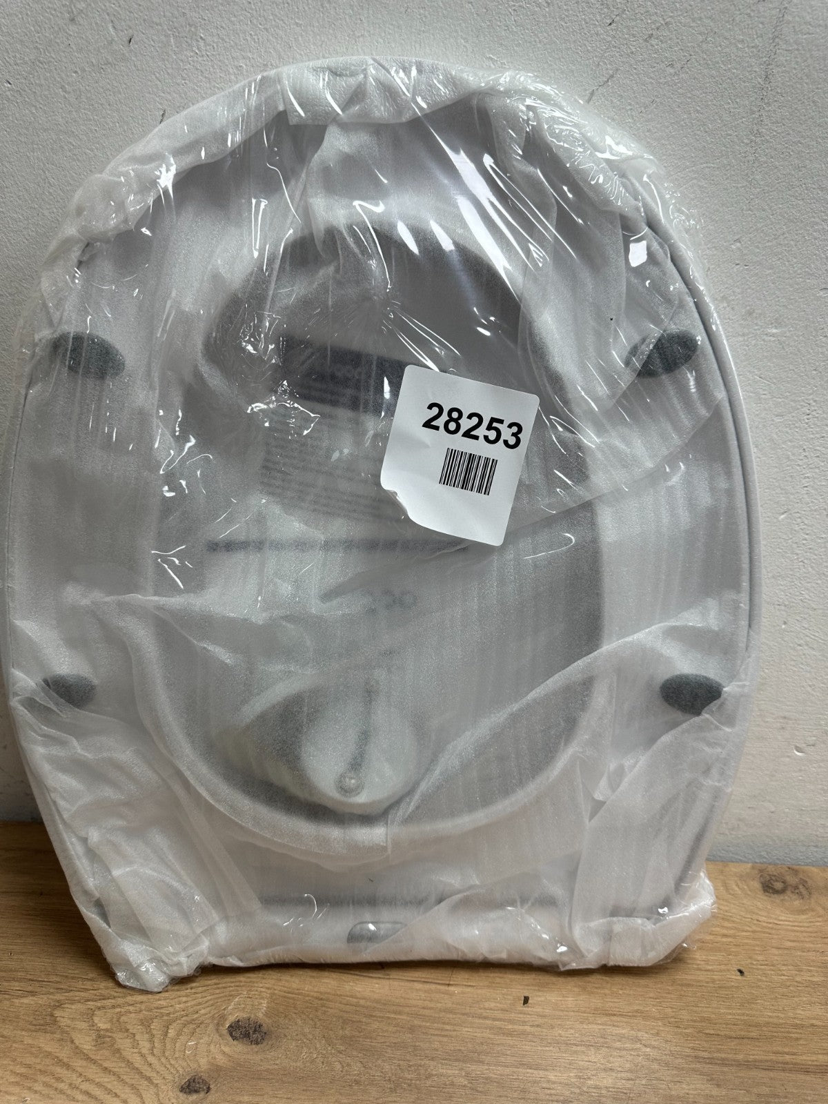 Toilet seat white