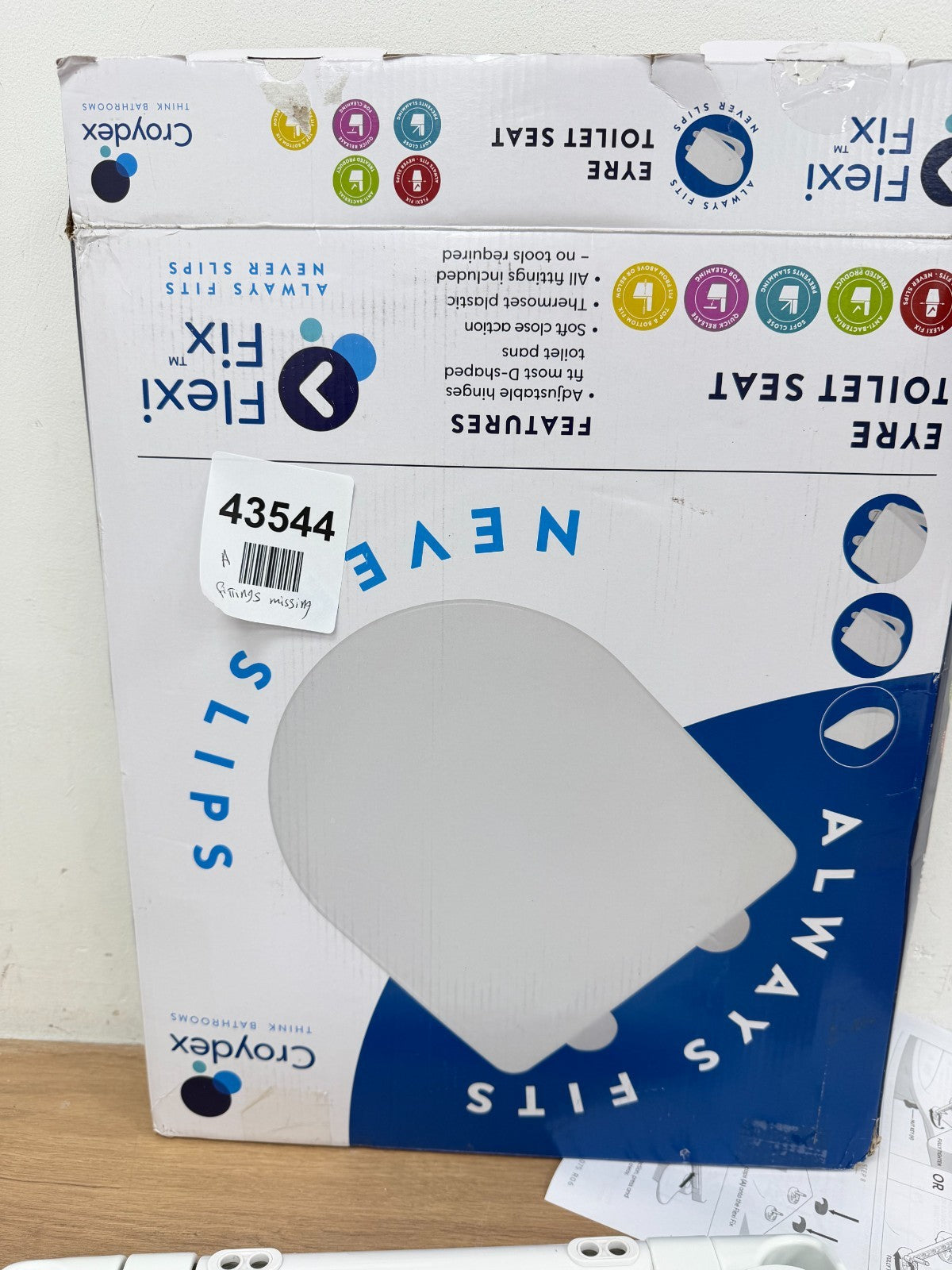 Croydex Flexi-Fix Toilet Seat - White- Fittings missing